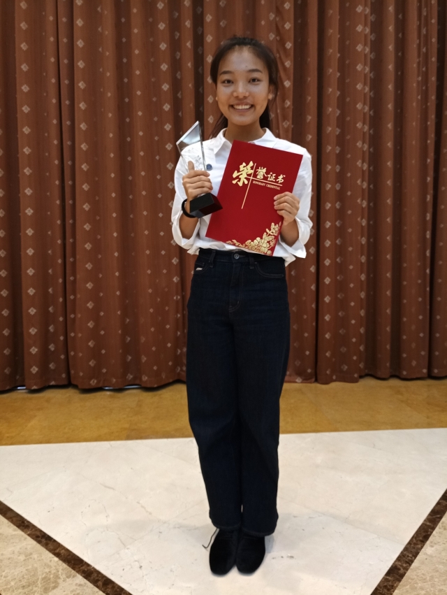 英语学院林立